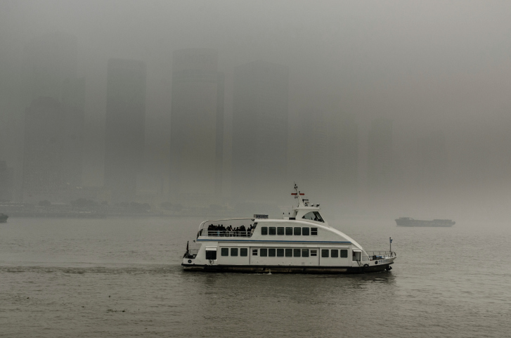 Pollution on the Huang Pu River, Shanghai, China
