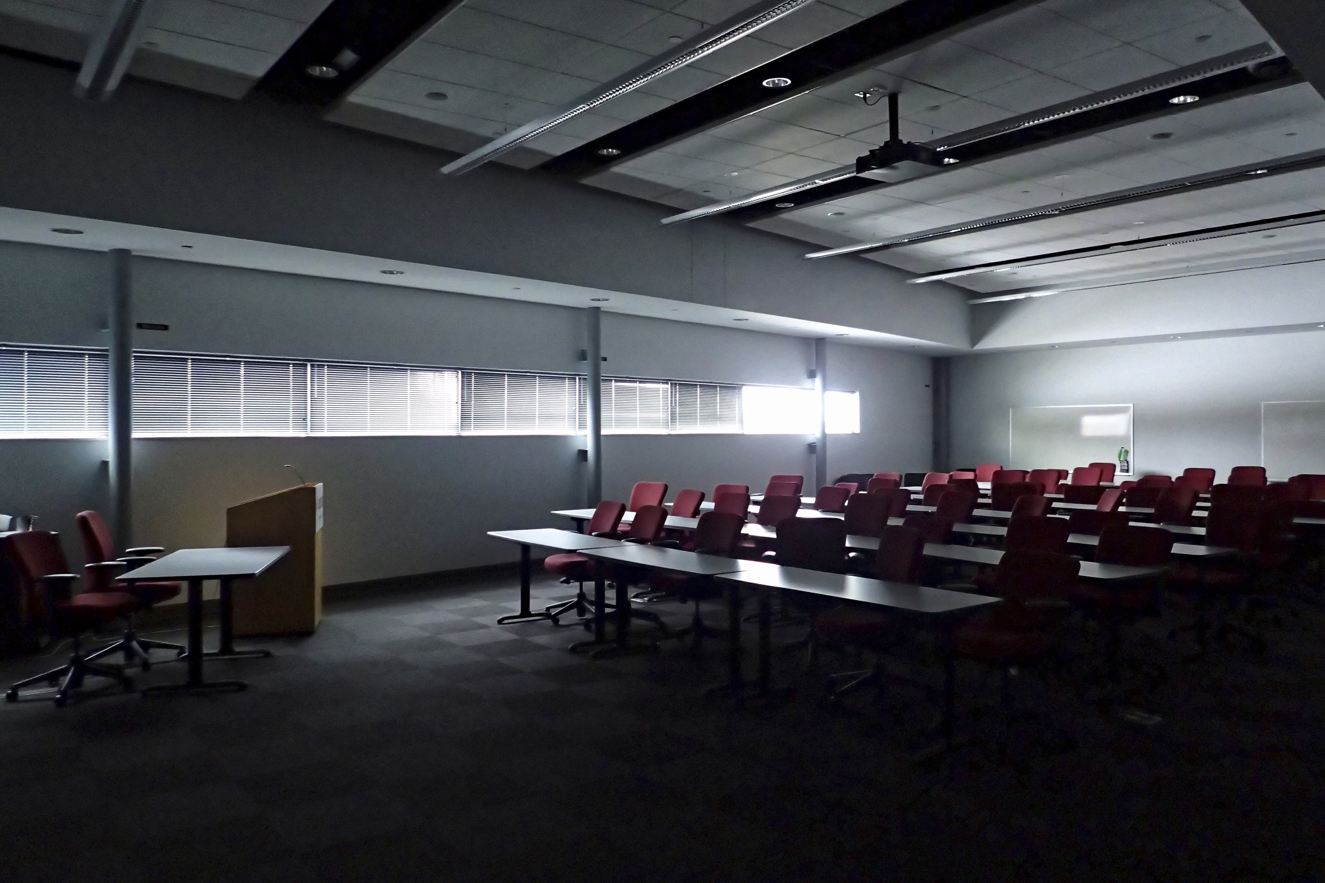 A presentation / meeting room in an office building or business.