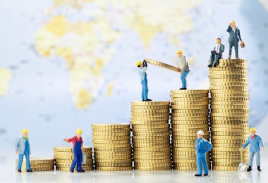 Working men creating global business growth